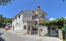 Apartments Ana 1684